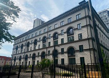 Объявление 3-к квартира, 106.7&nbsp;м&sup2;, 1/6 эт.